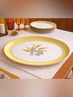 Vintage Oval Mid-Century Serving Platter – Gold Rim Wheat Sheaf Design